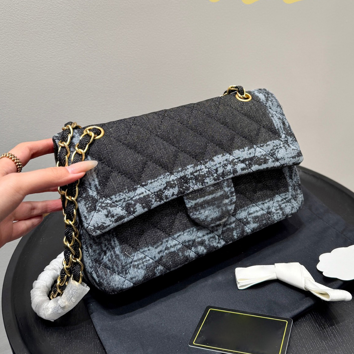 Fashion Vintage Designer Denim cc bag Shoulder crossbody bag for women Blue Jean purse flap Messenger bag Designer bag Luxury Denim handbags Chain S