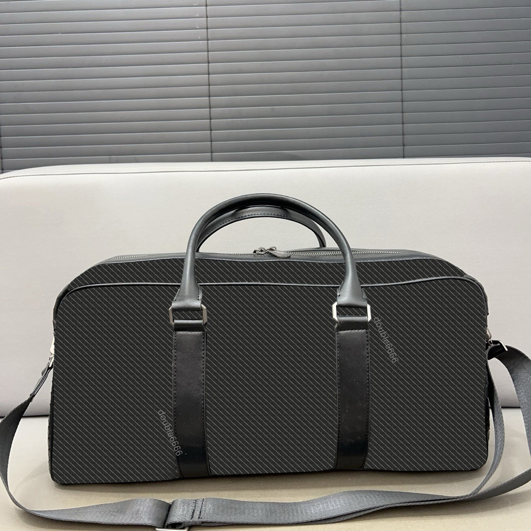 Duffle Bags Large Woven Travel Bag Luxury Designer Luggage Handbag Real Leather Capacity Women Men Sport bag messenger bag shoulder bag Crossbody-image-1008261694