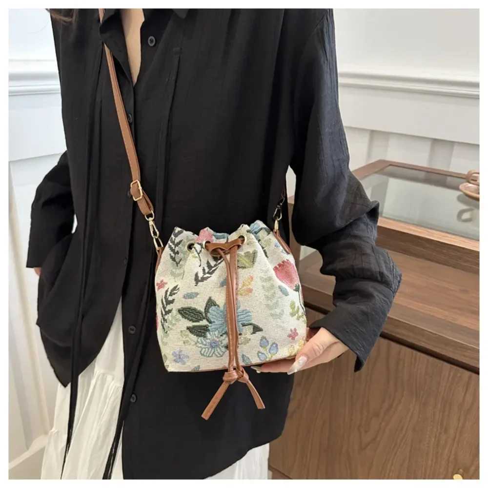 Vintage Ethnic Style Fashion New Womens Bags Crossbody Bucket Bag Handbag Casual Simple Elegant Pattern Drawstring Versatile Z250220