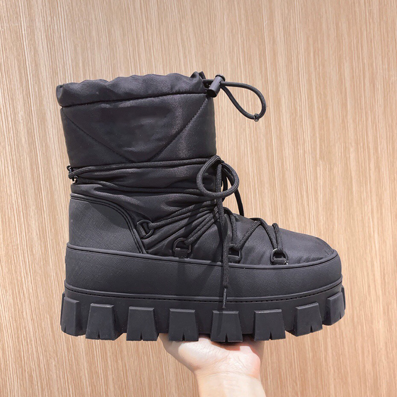 Winter Designer Boot Woman Black Nylon Snow Boots Fur Platform Boots Ankle Cowboy Booties Chunky Martin Boot With Pouch-image-907077293