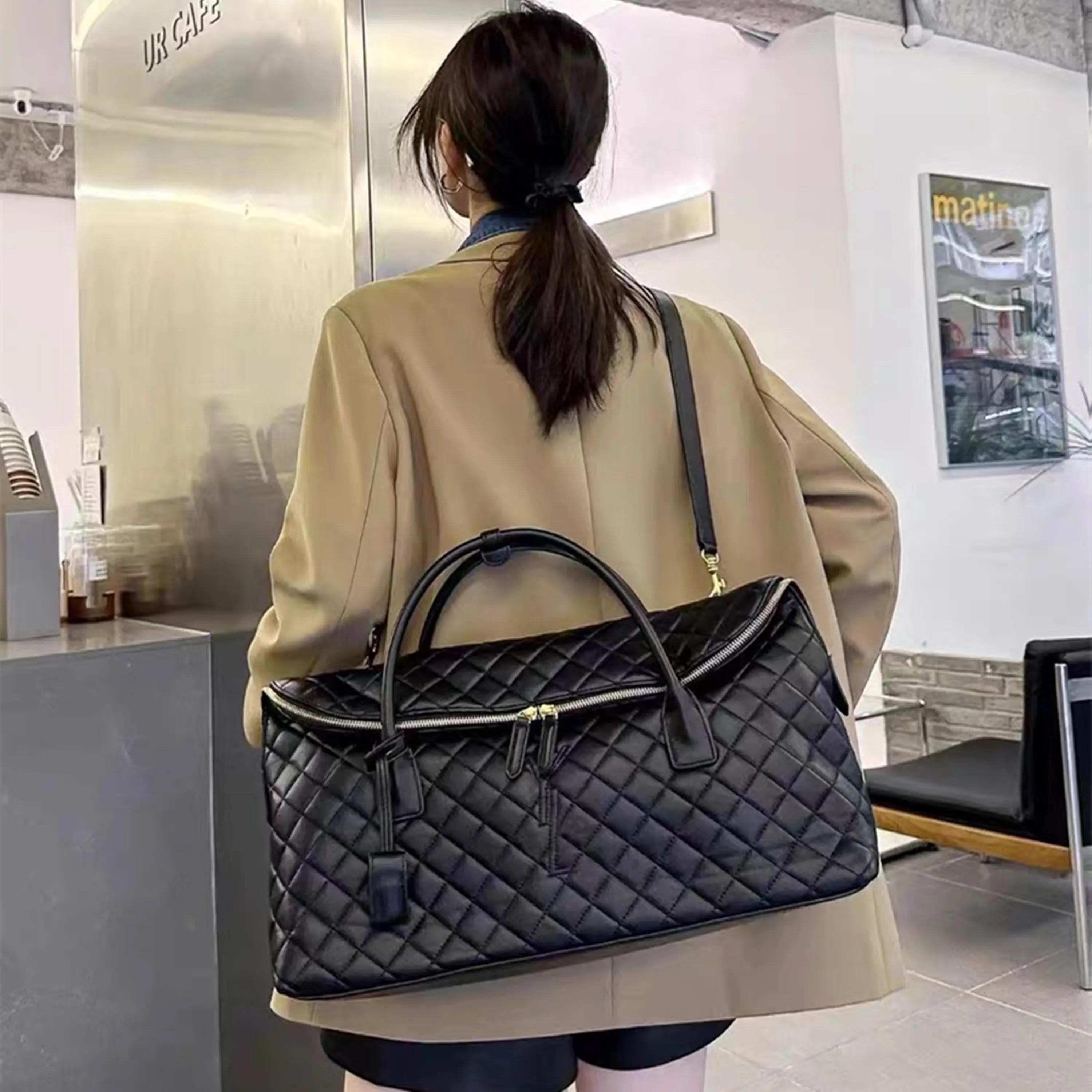 10A New Top Airport/Travel Bag 2023 Spring-Giant XXL Y Designer Classic Quilted Genuine Leather Tote Large Capacity Black Plaid Shoulder Bag Handhel