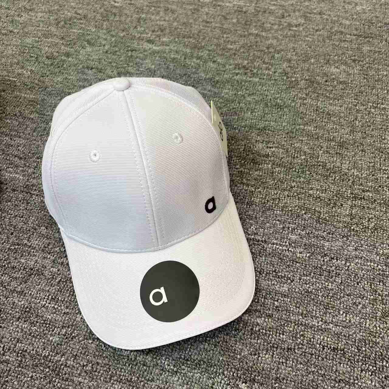 Designer Hat Yoga Winter Cap Fashion Mesh Hat For Men And Women Hardtop Baseball Cap Style Breathable Sun Protection Caps Sport Outdoors Blue 02VB A