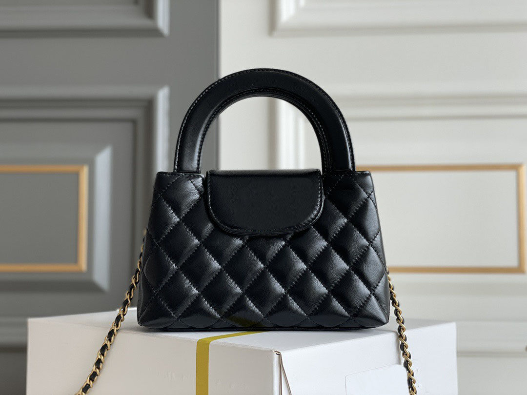 10A High Quality Luxury Designer Bag Classic Sheepskin 19cm Handbag Shoulder Bag Women&#039;s Wallet Luxury Handle Handbag Crossbody Shoulder Str-image-939814330