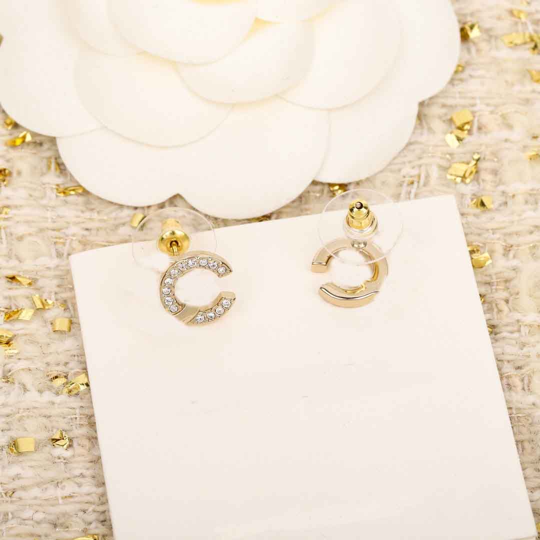 2025 Luxury quality charm stud earring with diamond in 18k gold plated have stamp box simple design PS6692A