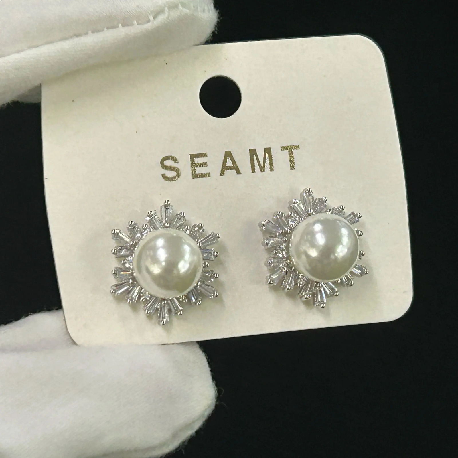 Boucle d'oreille pendante en perles pour femmes, couleur argent, zircone cubique scintillante, mode élégante, bijoux pour dames, 250529