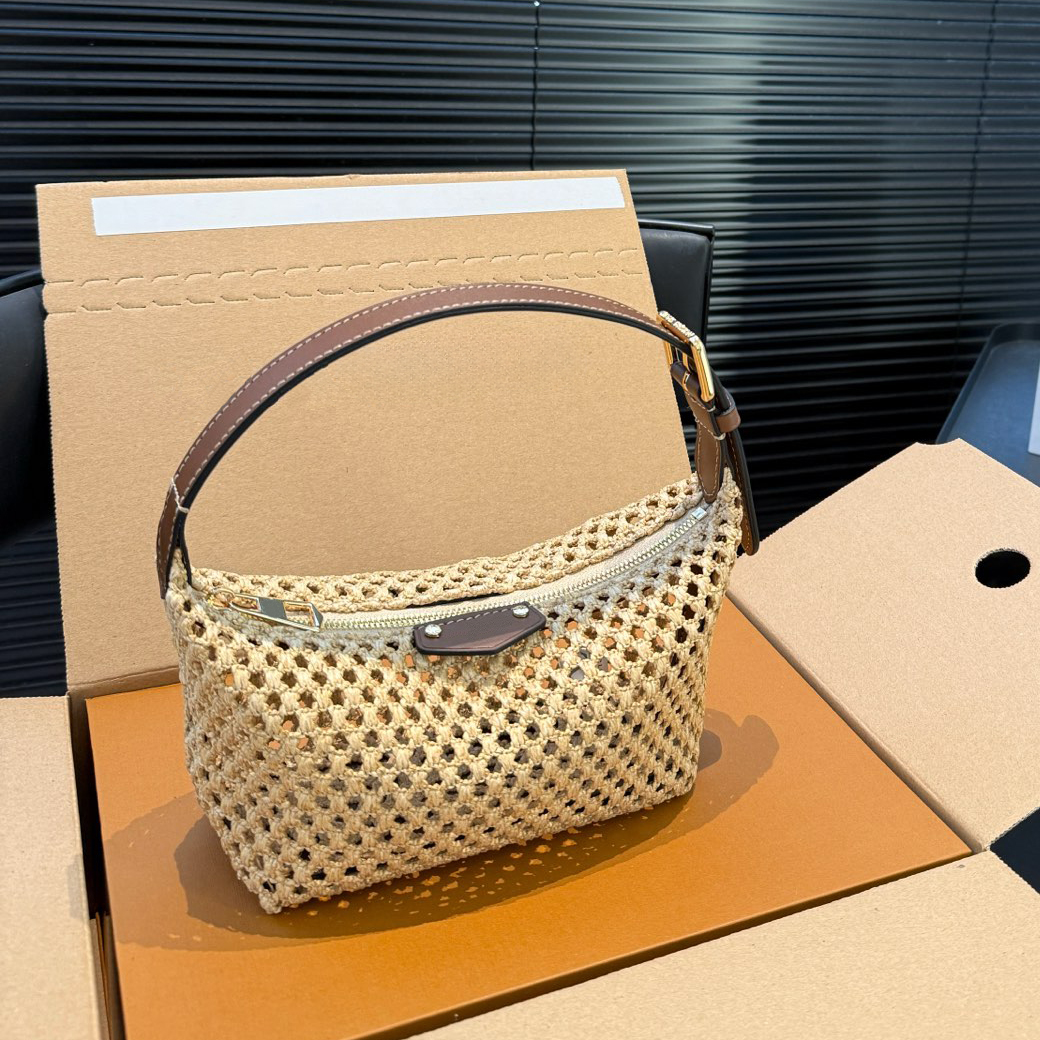 Brand Designer Summer Woven Bull Borse per donna borsetta per borsa con spalla con cannuccia con cinghia in pelle e chiusura della cerniera Yuki052