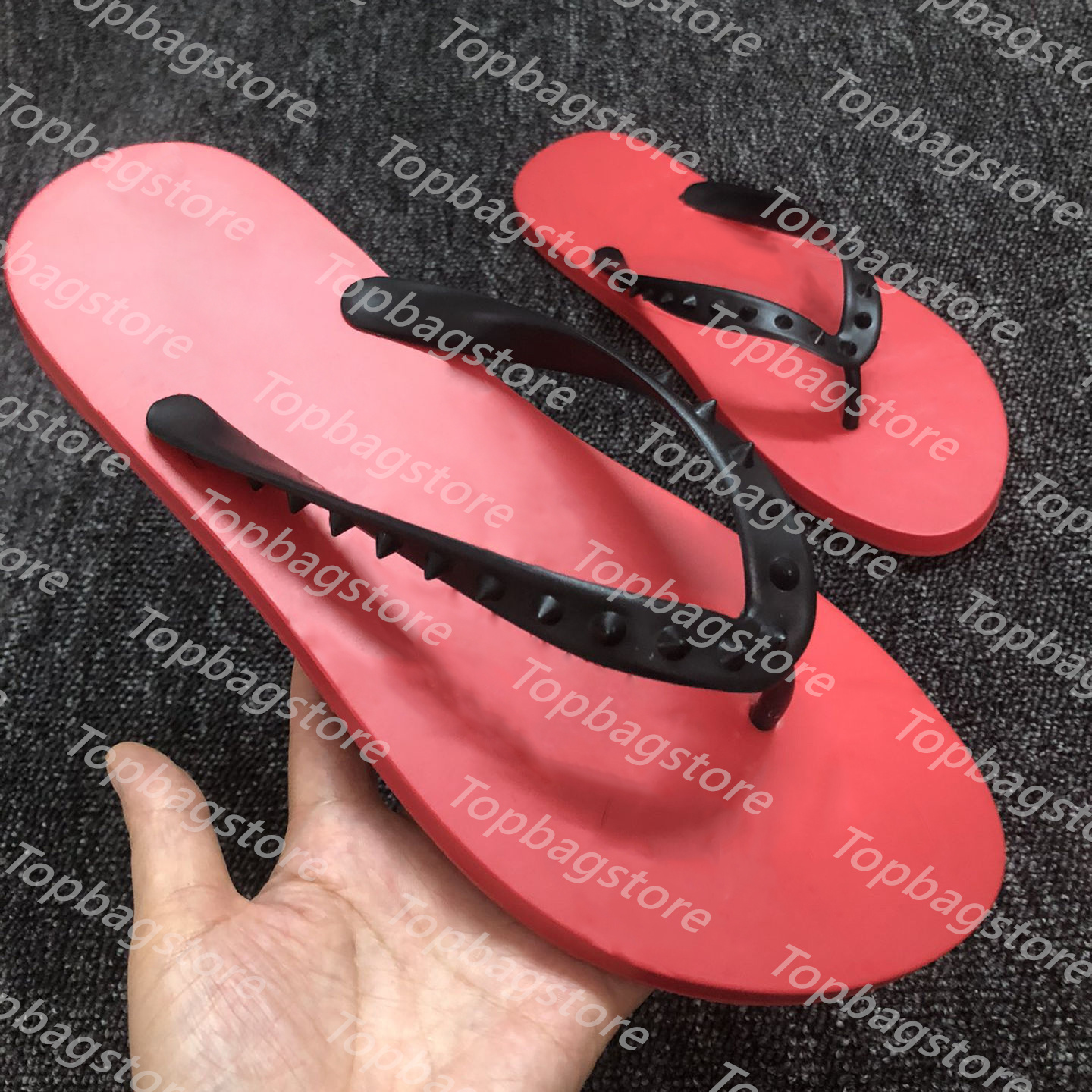 high quality Summer Slippers Beach Flats flip flops black leather studded slippers slides sandals men women red solel spikes donnas