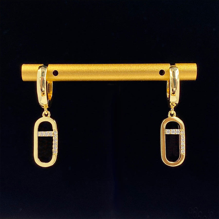 Boucles d'oreilles de conception de lettre Cercle Cercle simple cerceau d'oreille Nouvelle mode élégante pour femme Top Quality 7 Option