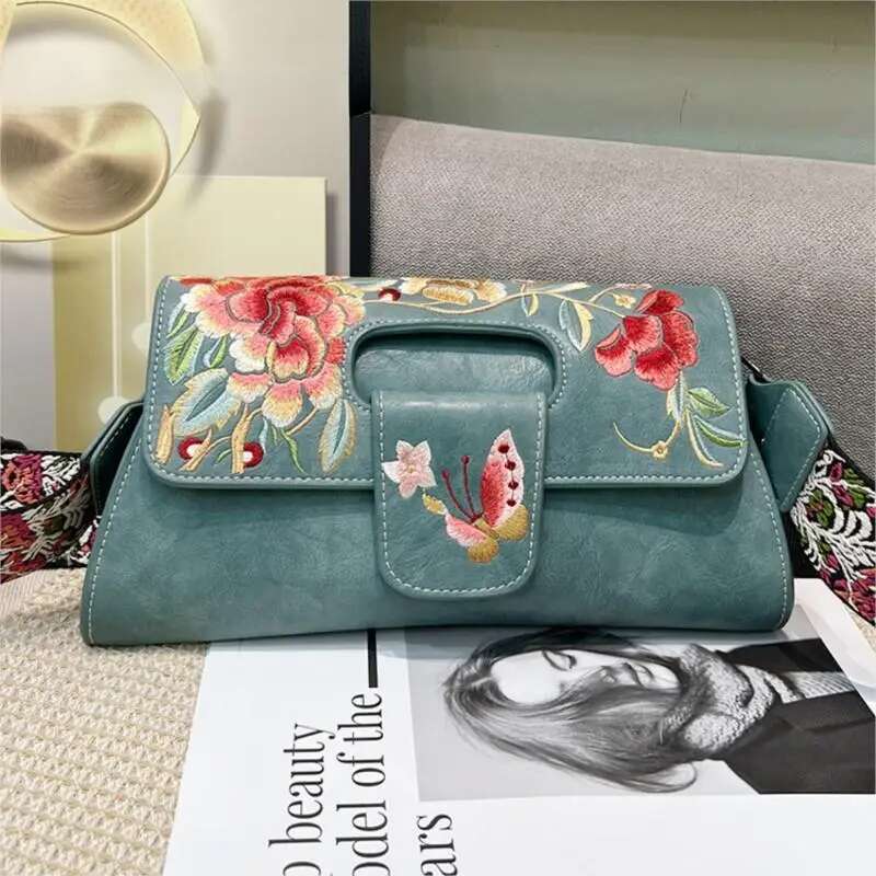 Vintage Chinese Style Embroidery Women Leather Bag 2025 New Elegant Handbag Versatile Shoulder & Crossbody Bags