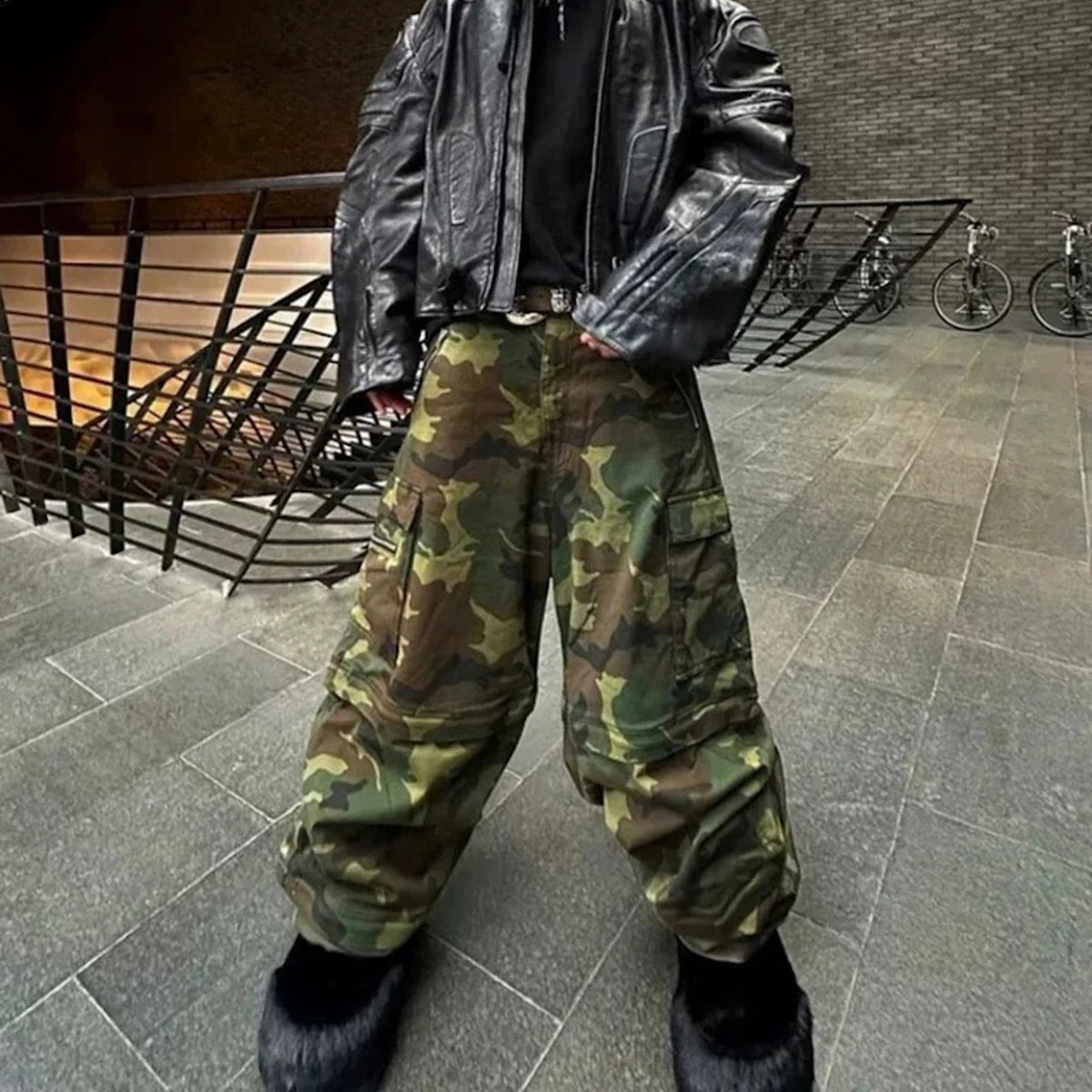Couleur Match Pantalon de cargaison de camouflage multi-pochets pour hommes et femmes Streetwear Patchwork Baggy Sautands de jambes larges pantal