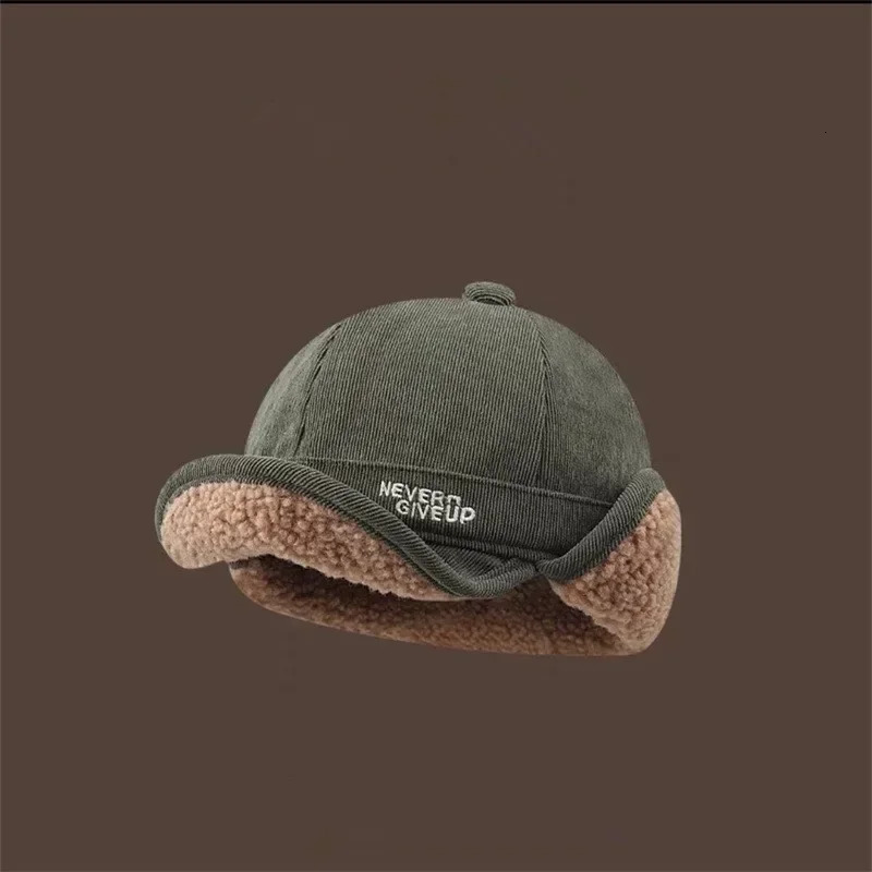 Sheep wool thickened warm duck tongue ear protection hat for men and women autumn and winter thickened cycling Lei Feng hat 250606