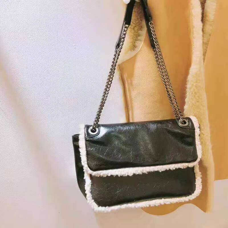 Niche Brand Design Autumn Winter New Faux Shearling Stray Chain Shoulder Crossbody Mother Daughter Bag