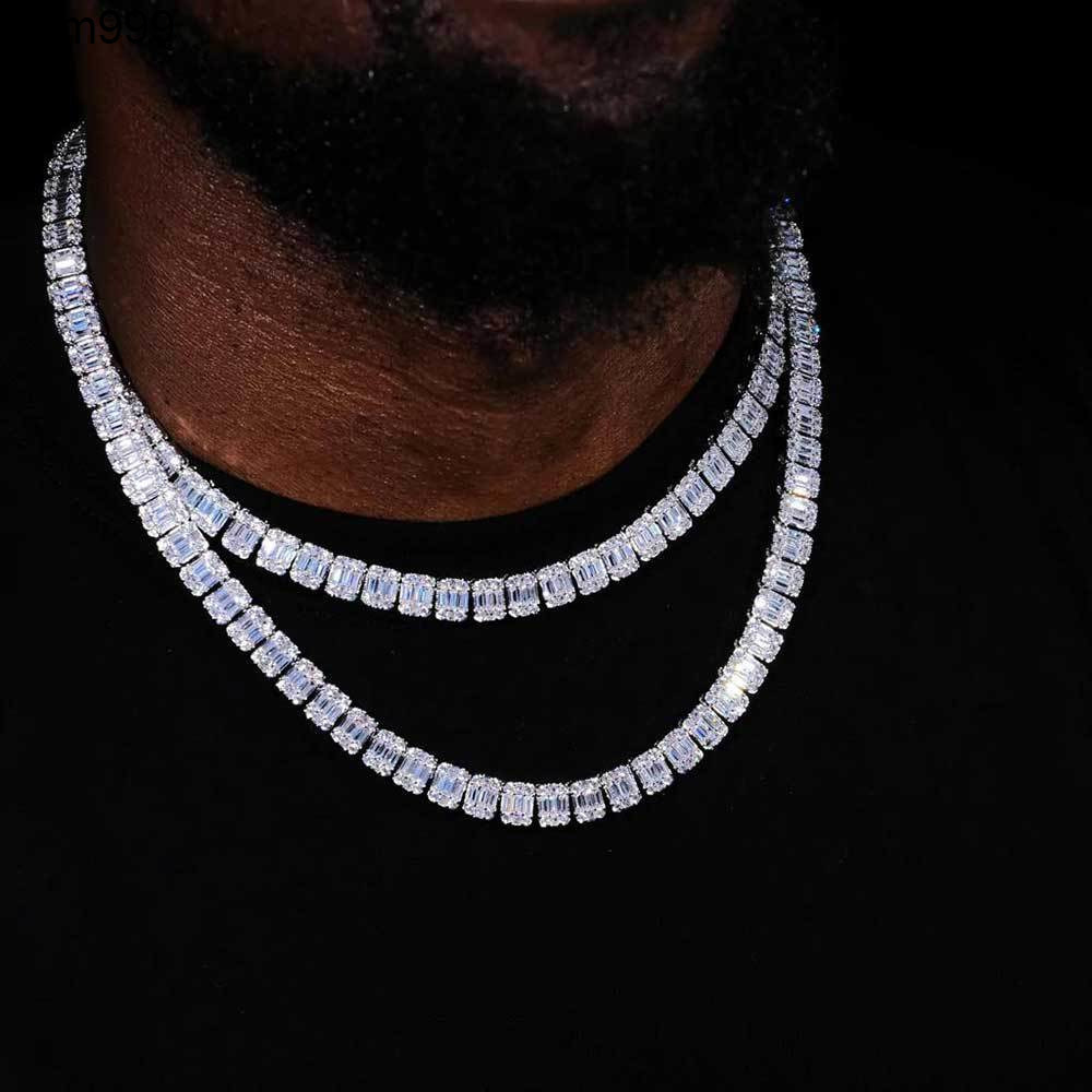 Collier de bijoux de mode Iced Out Baguette 5A Zircon Chaîne cubaine Hip-Hop Silver Bling 8 mm de largeur Collier de chaîne de liaison cubaine