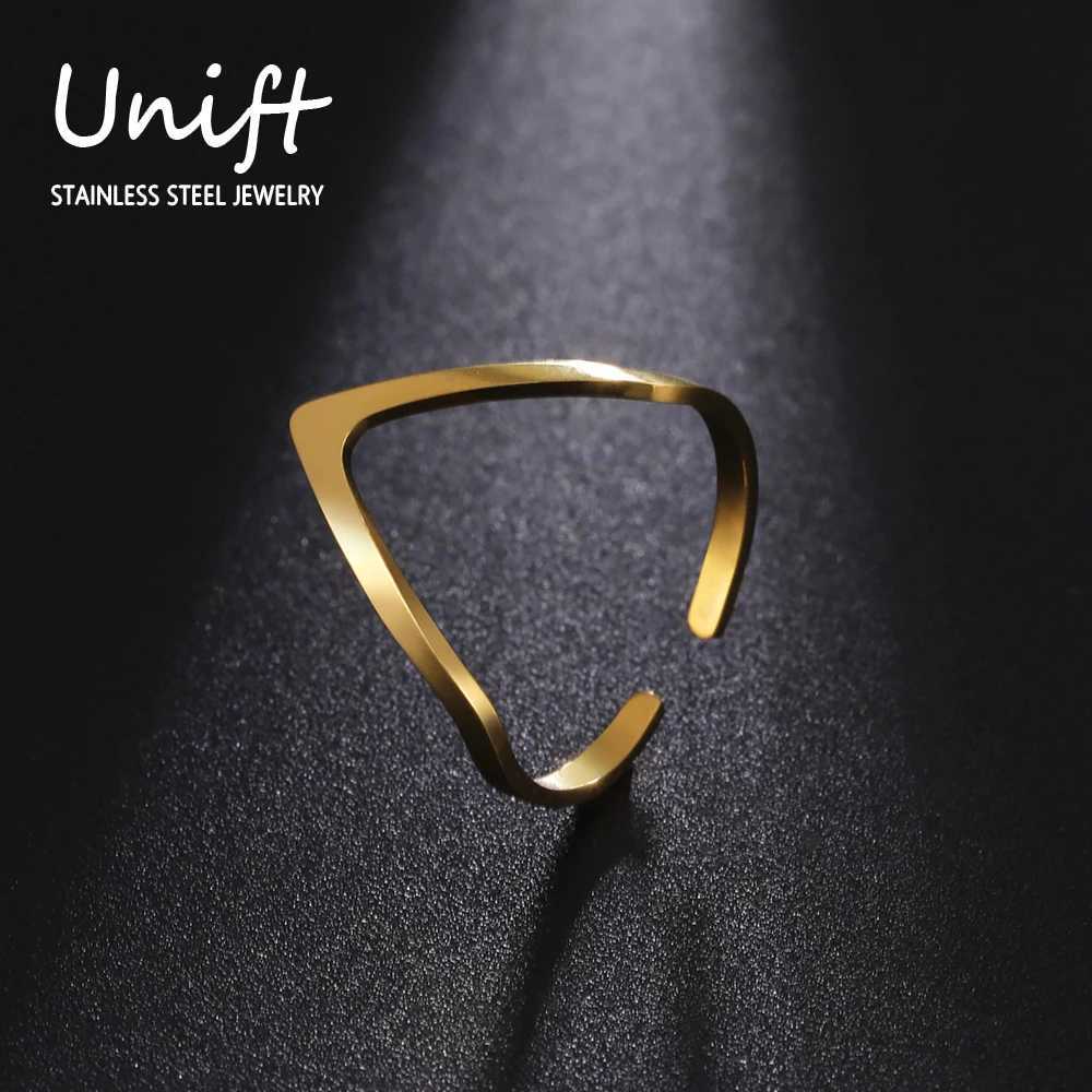 Unift Irregular Chevron V Ring Stainless Steel Stackable Rings for Women Fashion Minimalist Jewelry Engagement Wedding Band Gift W250609 W250609