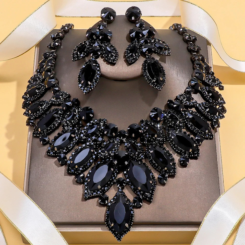 Collier de boucles d'oreilles exquis Stonefans