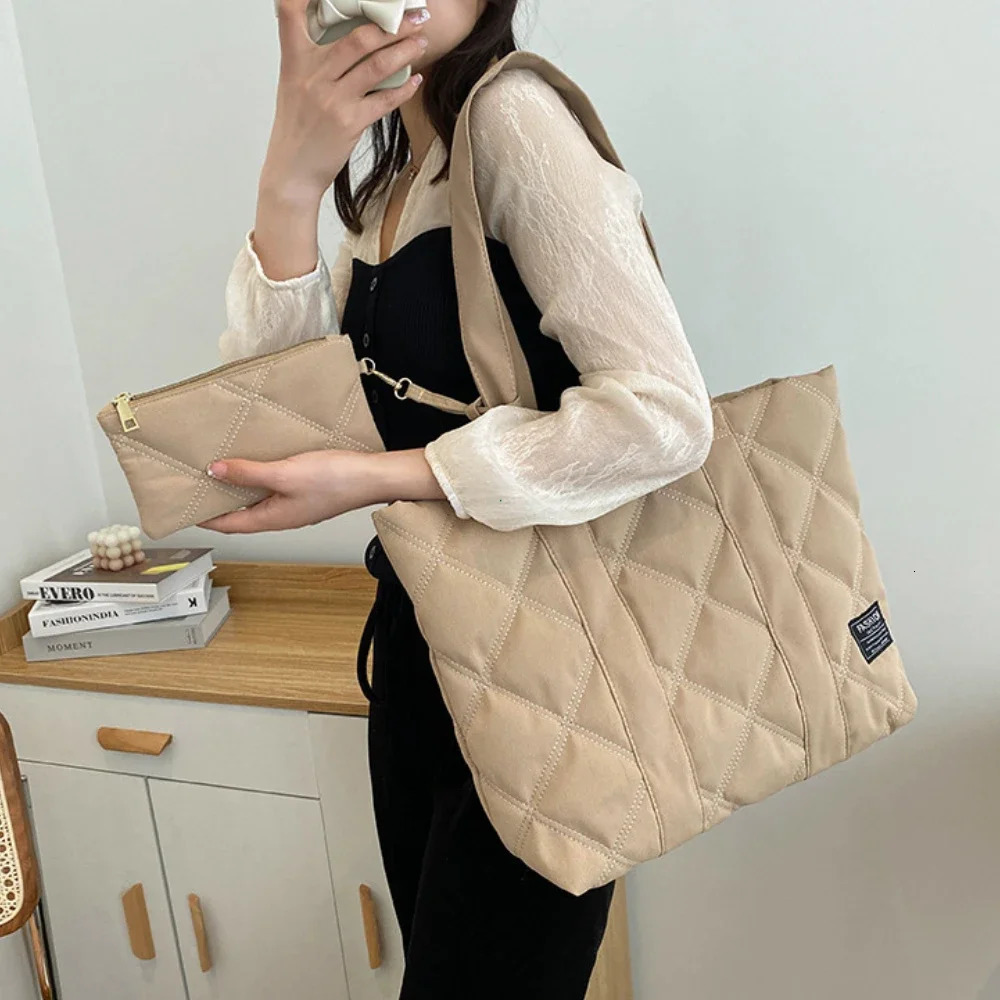 Women Handbag Fall Winter Fashion Rhombus Space Cotton Suit Shoulder Bag Large Capacity Solid Color All-Match Shopping Tote Bag 250603