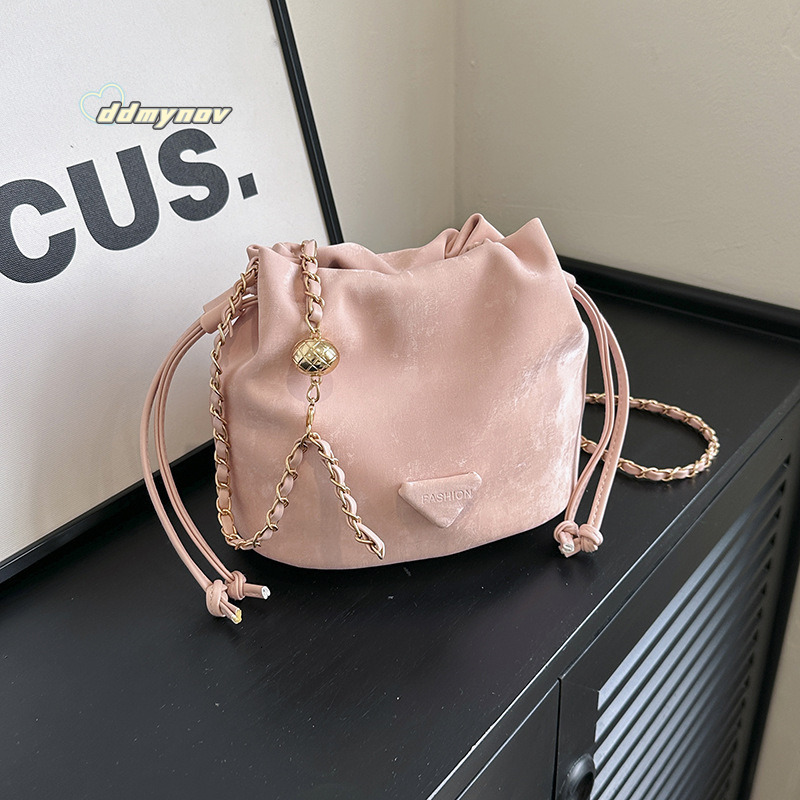 Trendy Small Bags for Women 2025 Spring Summer New Single Shoulder Versatile Chain Crossbody High-Quality Bucket Bag ddmynov ddmynov ddmynov