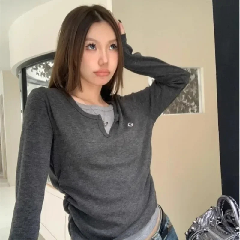 2024 Autumn Winter Long Sleeves Korean Fashion Style Oneck Tshirt For Women two items Tshirts Ladies Top Tee Clothes 250603