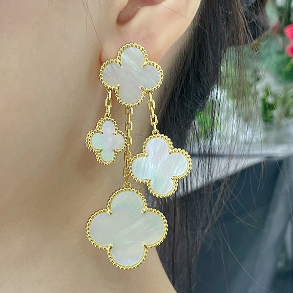 Earrings Made of natural shells and natural agate Gold Plated 18K designer 925 silver diamond crystal stud fashion gift for girlfriend 030B