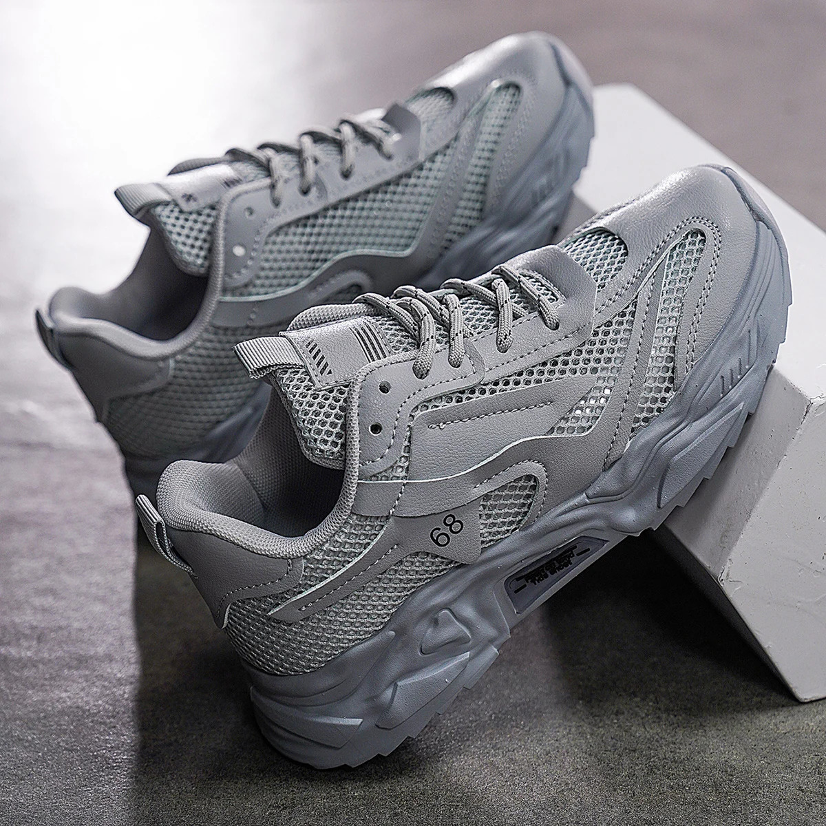 Mens Breathable Mesh Sneakers Casual Sports Shoes Pvc Sole Round Toe Low-Top Style Suitable for Spring and Summer Casual Sports Style 250606