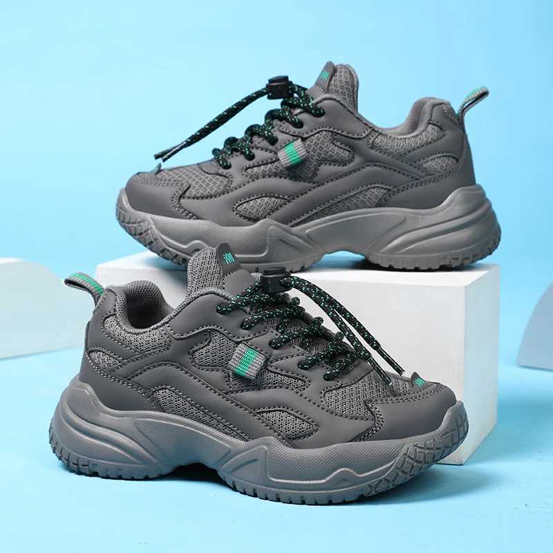 Chaussures d'enfants de luxe Boy Chunky Sneaker 2024 AUTOMNE NOUVELLE plateforme pour enfants Sneakes décontractés Chaussures de sport pour garço