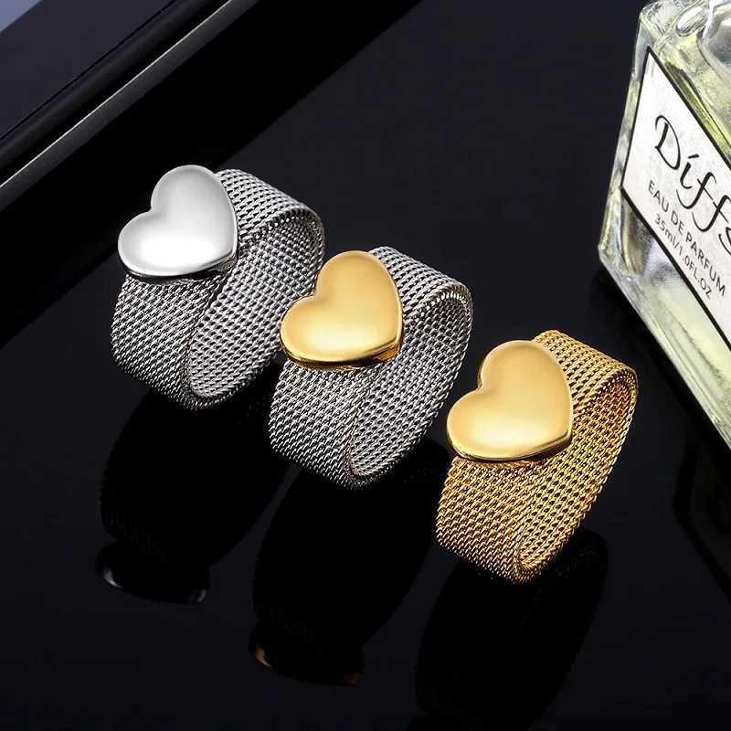 Fashion Heart Mesh Rings Charm Reticulate Shiny Stainless Steel Round OL Finger Ring For Men Women Wedding Party Jewelry W250609 W250609