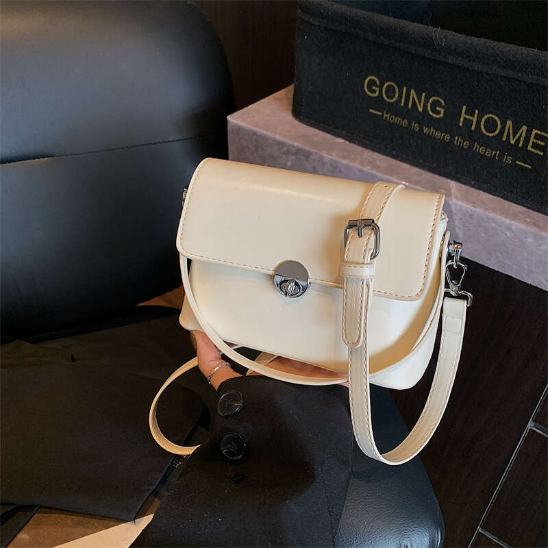 Minimalist Fresh Solid Color 2025 Spring New Fashion Trendy Design Single Shoulder Crossbody Handbag Small Square Women's Bag