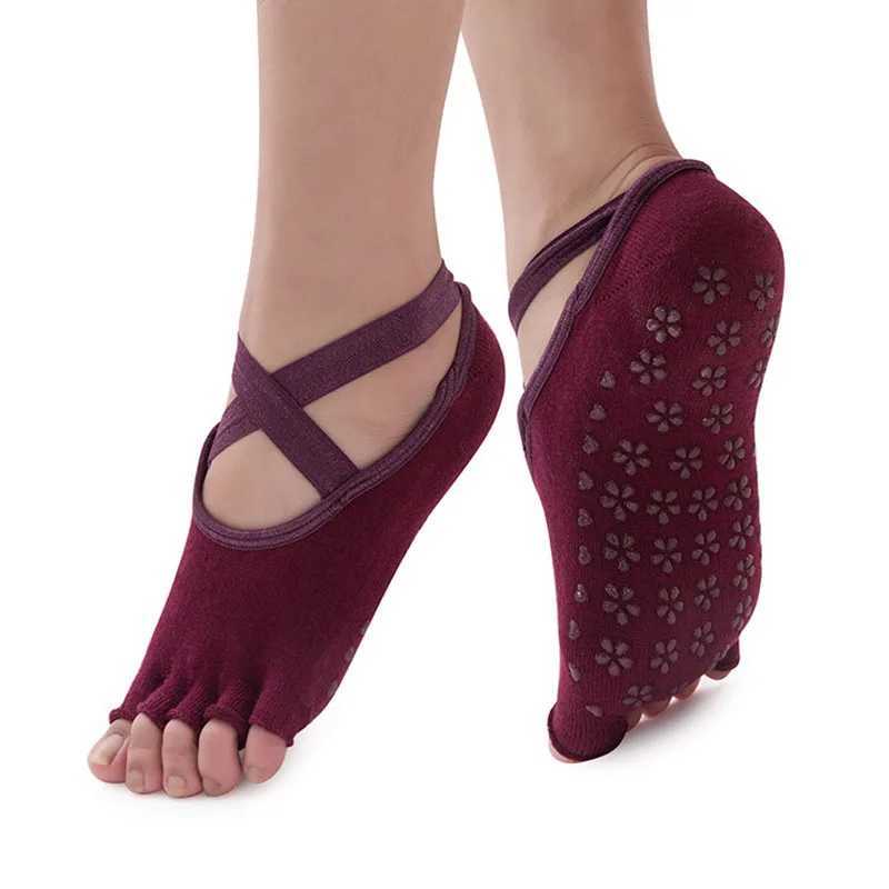 Chaussettes de yoga Femmes Dames 5 doigts Solide Silicone Poignées antidérapantes Sangles Bandage Chaussettes en coton à bout ouvert pour Pilates