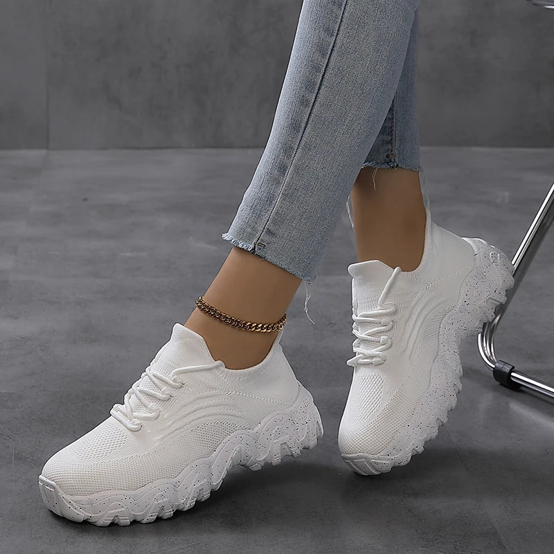 Femmes Mesh Breatchable Casual Sneakers à lacets Chaussures blanches Plateforme de dames baskets Femme Chaussures surdimensionnées Zapatos 250606