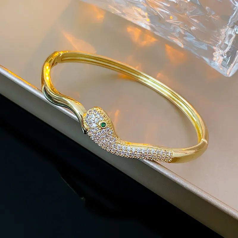 designer jewelry luxury jewelry bracelet Designer Womens Light Luxury Bracelet with Personalized Style Snake Design Featuring Zircon Stones designer
