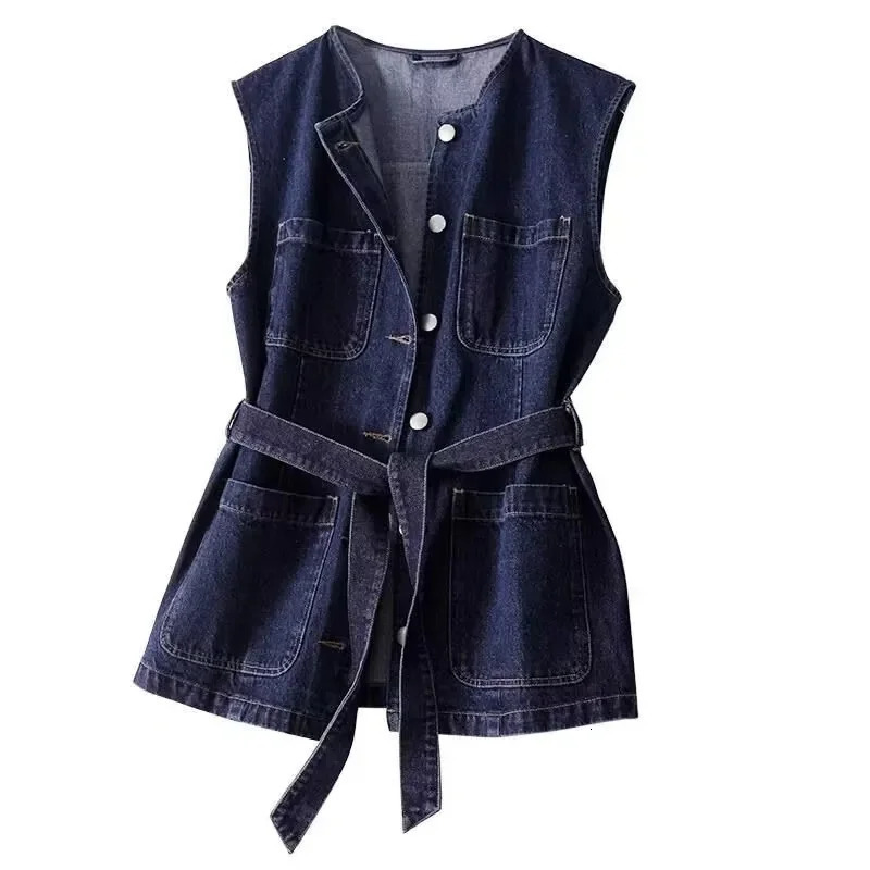 2024 Autumn Style Good Take Sleeveless Big Pocket Denim Vest Female Waist Slim Temperament Vest Straight Casual Coat250609