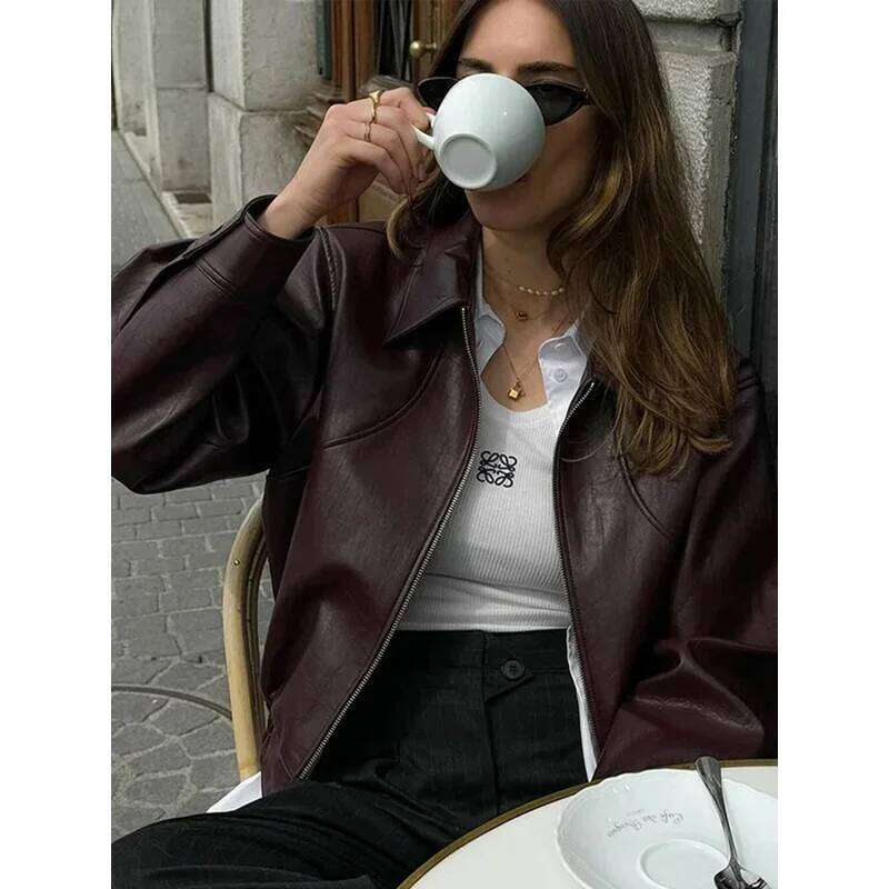 Fashion Leather Zipper Vestes courtes Femmes Femme Abèle Contrôle Long Spliced ​​Cropped Coats 2024 Automne New Lady Top Streetwears