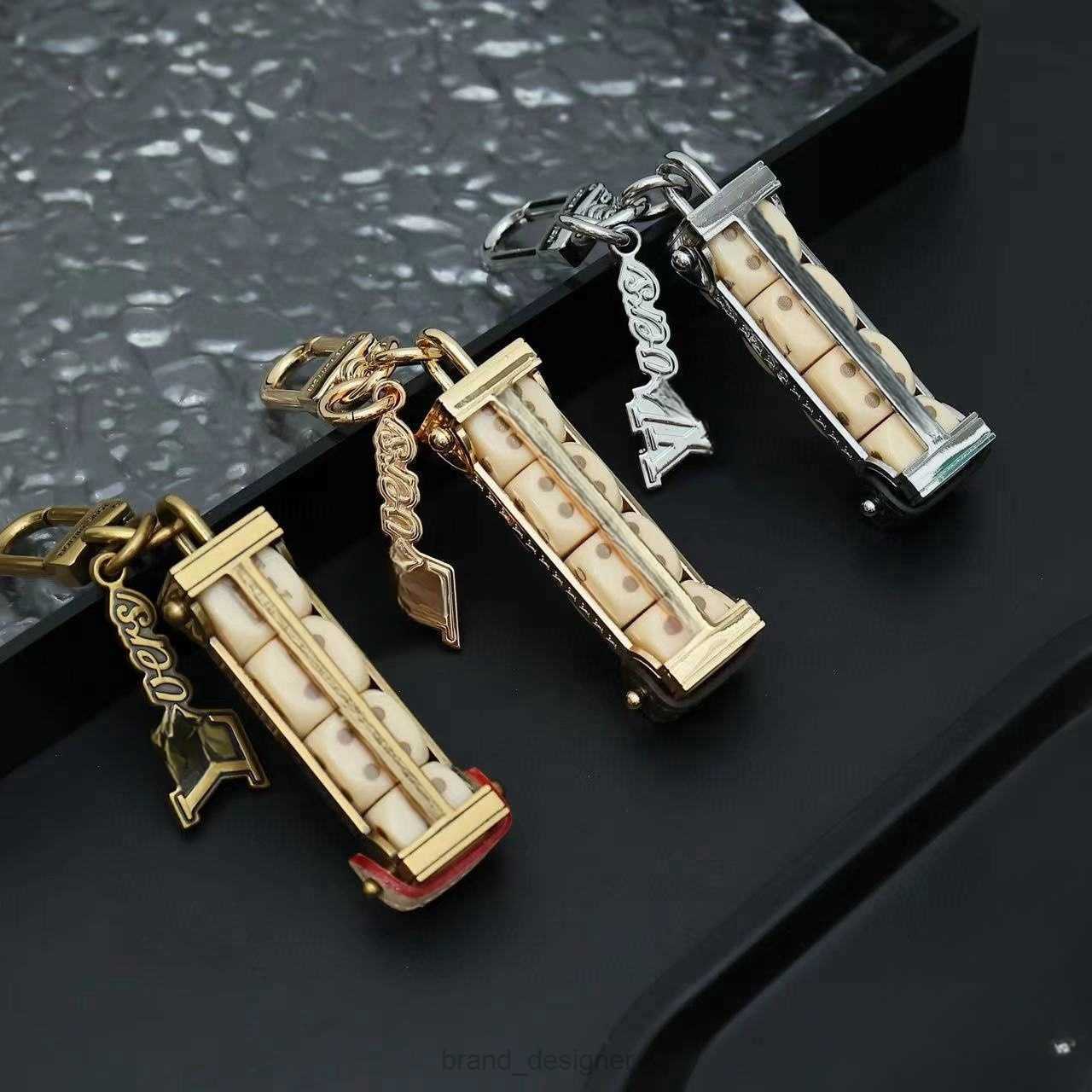 Designer Keychain Men Keychain Detachable Dice Stainless Steel Lover Keychains Exclusive Styles huapeijewelry77