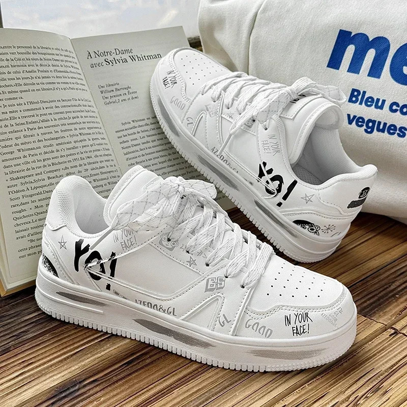 Chaussures masculines Fashion imprimées chaussures de planche décontractées les semelles épaisses d'été augmentent toutes les chaussures sportive