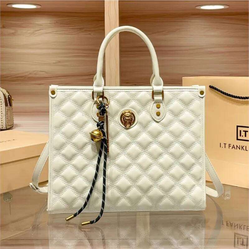 Light Brand Hand-Held Women's 2025 New Large Capacity Tote Dia Grid Single Shoulder Diagonal Cross Bag Fashio
