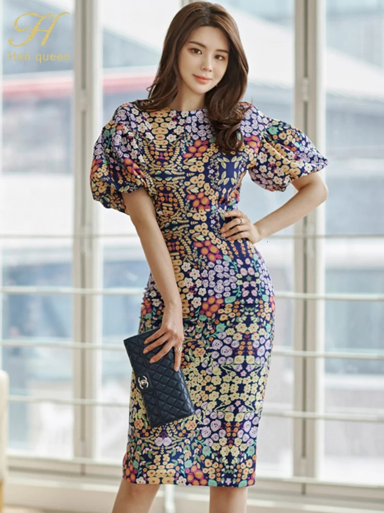 H Han Queen Print 2 Pieces Set Women Korean Cropped Top Blouses And High Waist Sheath Pencil Bodycon Skirts Office Lady 250611