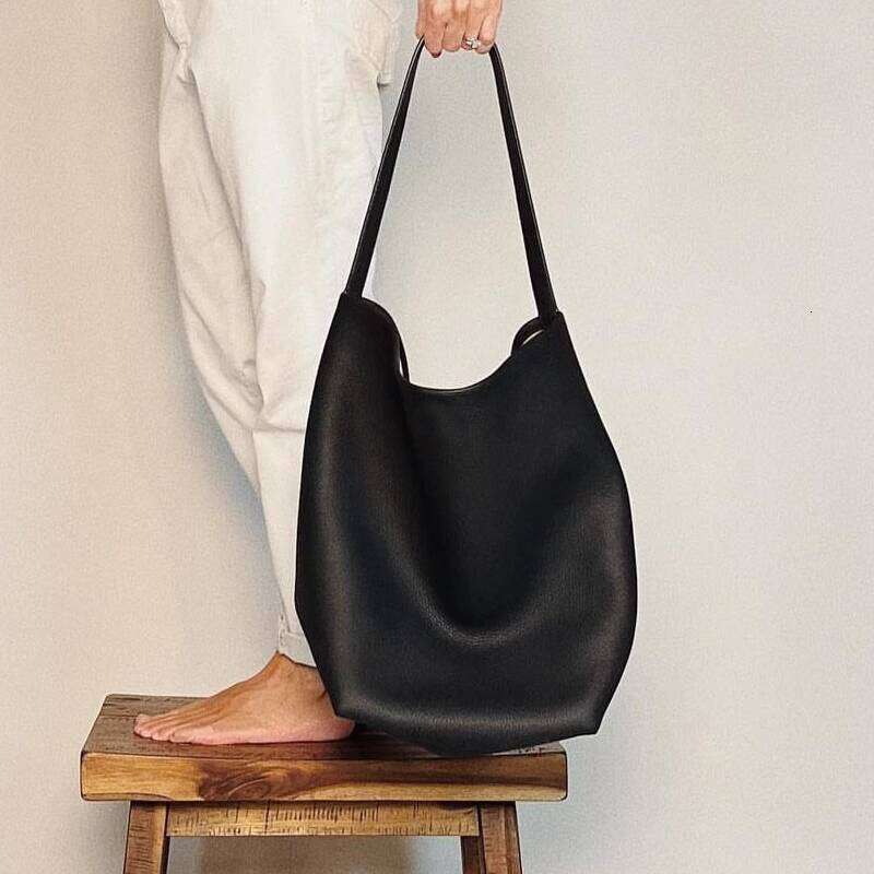 Trendy Bags This Year Autumn Winter New Park Tote High Quality Niche Shoulder Handbag Commuter Bag