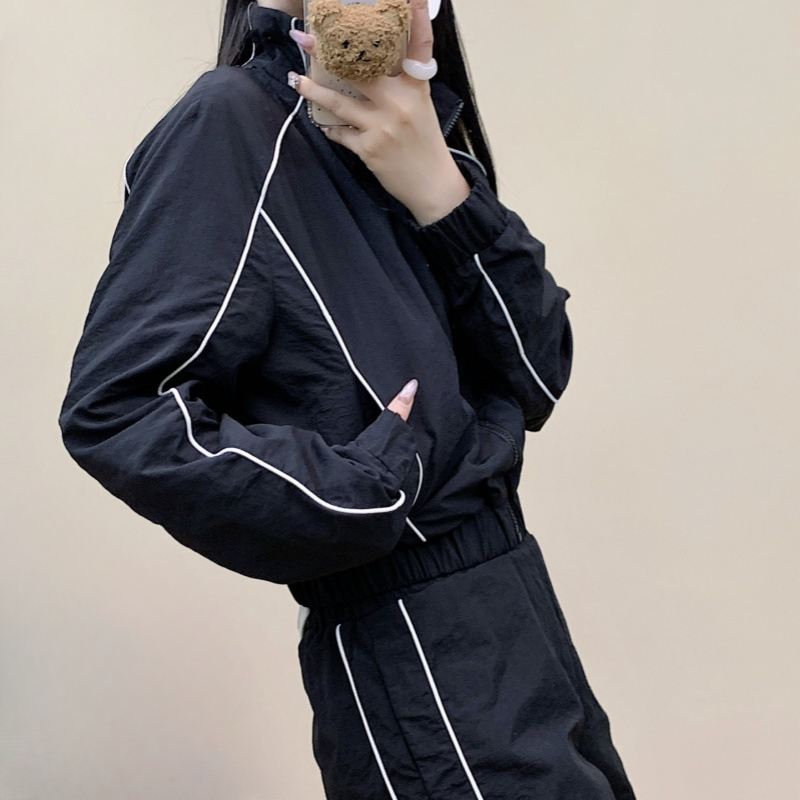 Designer Yoga Sports Set Womens Blazer Mock Neck Jacket+sports Shorts Leisure Fashion Turtleneck Coat Outdoor Long Sleeve Cardigan Full Zip Sweatsui