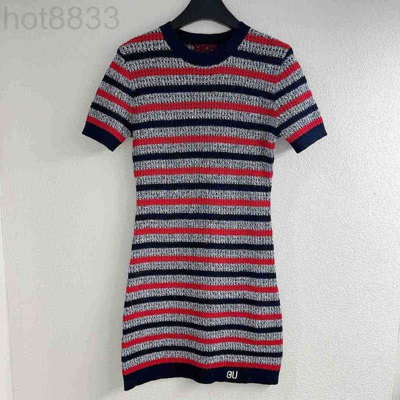 Robes décontractées de base Designer Robe en tricot rayé pour femmes 2023 Été élégant Slim Fit Bodycon Short T8QJ