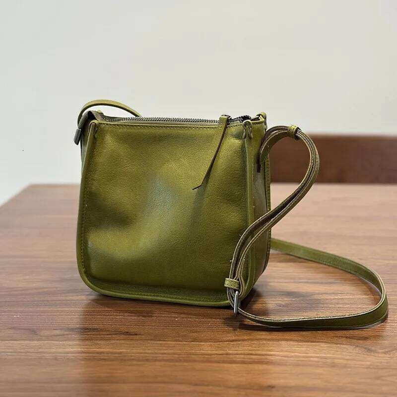 Johature printemps / été petit cuir authentique 2025 Nouveau sac de godet pour la navette à l'épaule simple sacs à bandoulière