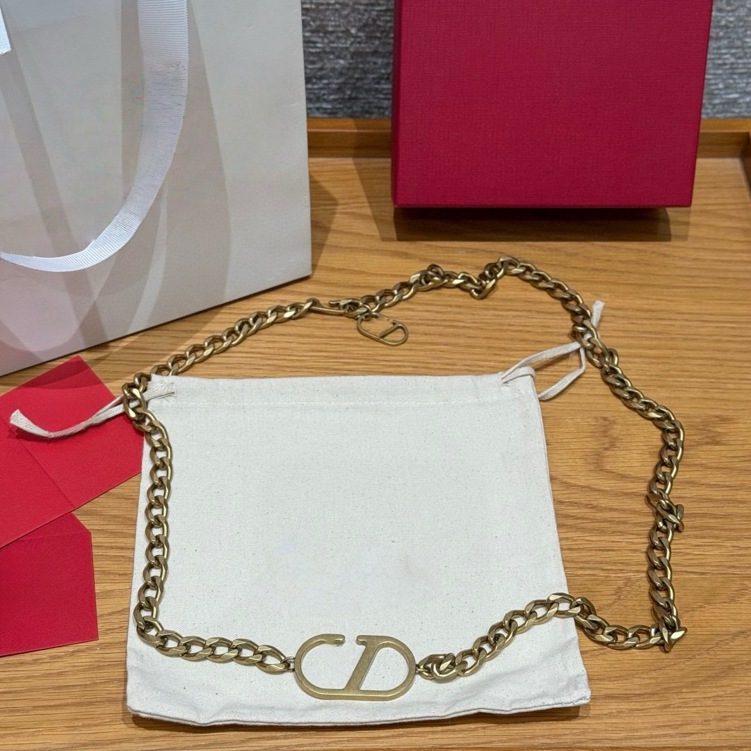 Designer Waist Golden Chain Women Luxury Chain Belt Free Size Adjustable Metal Bling Chain Belt Excellence Quality Belt Decorate Pants Dress Skirt W