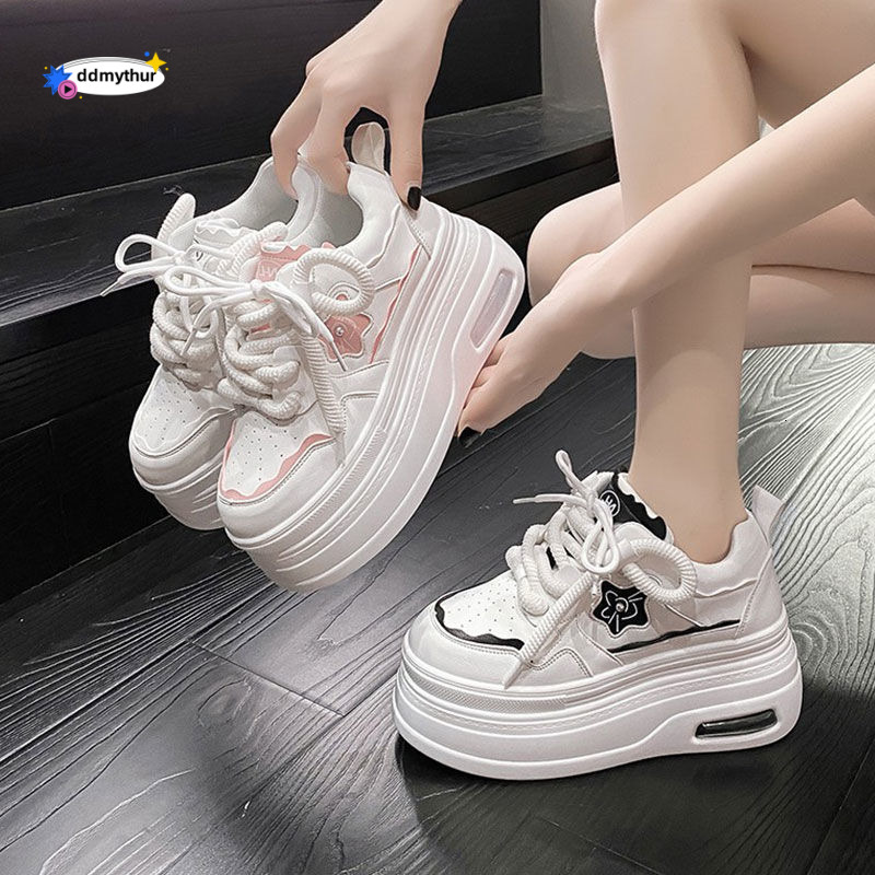 White Women 2025 Spring New Casual Height-Increasing Thick-Soled Platform Shoes for Petite Students Niche Sneakers ddmythur