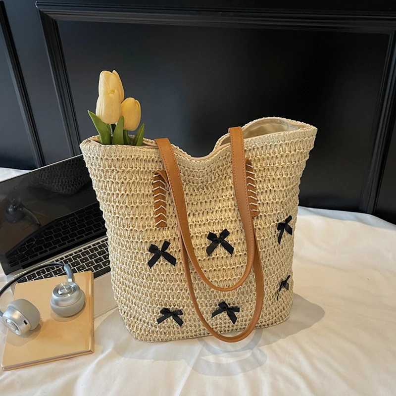 Souple de grande capacité sac fourre-tout Femme Sac à bandoulière à la main les sacs à main haut tissé Raffiah Boho Femmes Bag Z250612