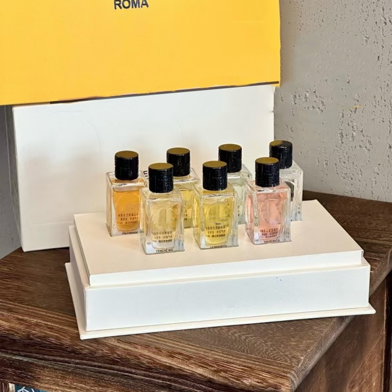 7 In 1 Ensemble de parfum Roma Semper Mio Sodeur Parfum 100 ml Unisexe Perfume Men Femme Sexe Spray Lastion Dergrance Designer Perfumes Cologne B
