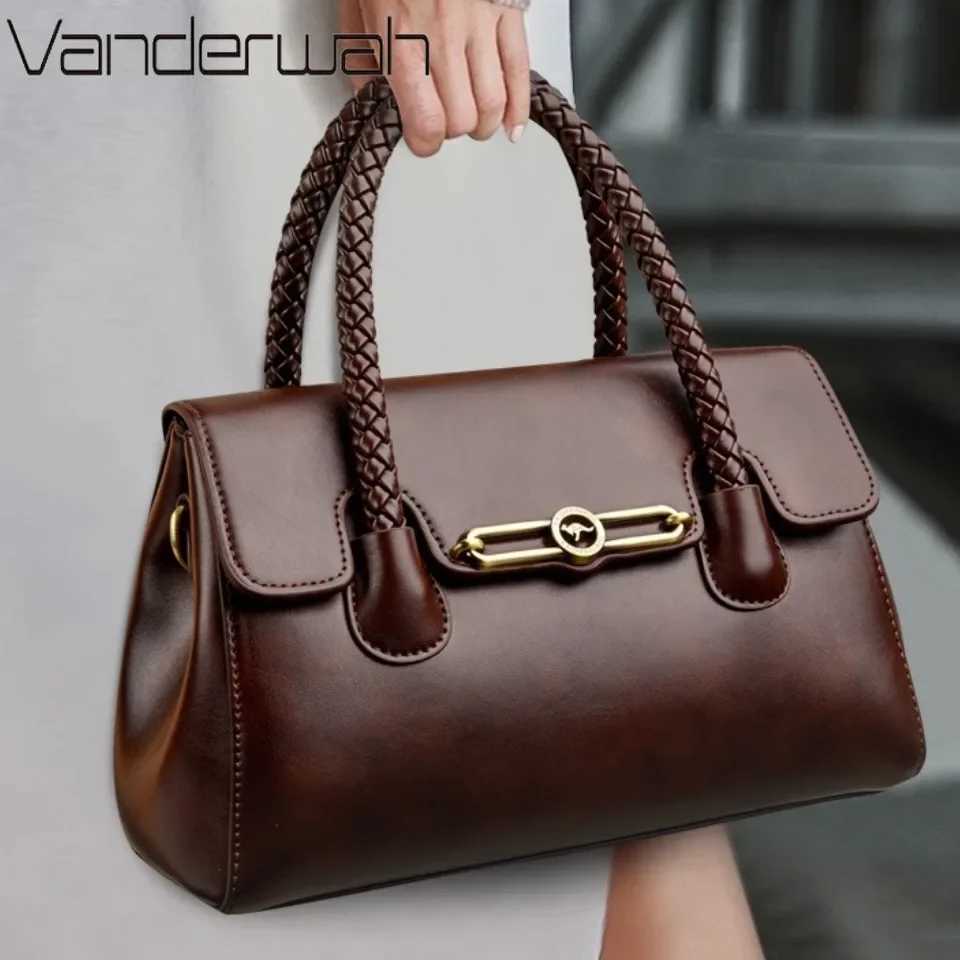 High Quality Oil Leather Women Top handle Shoulder Bags Vintage Casual Totes Latest Trendy Lock Designer Handbag Small Z250612