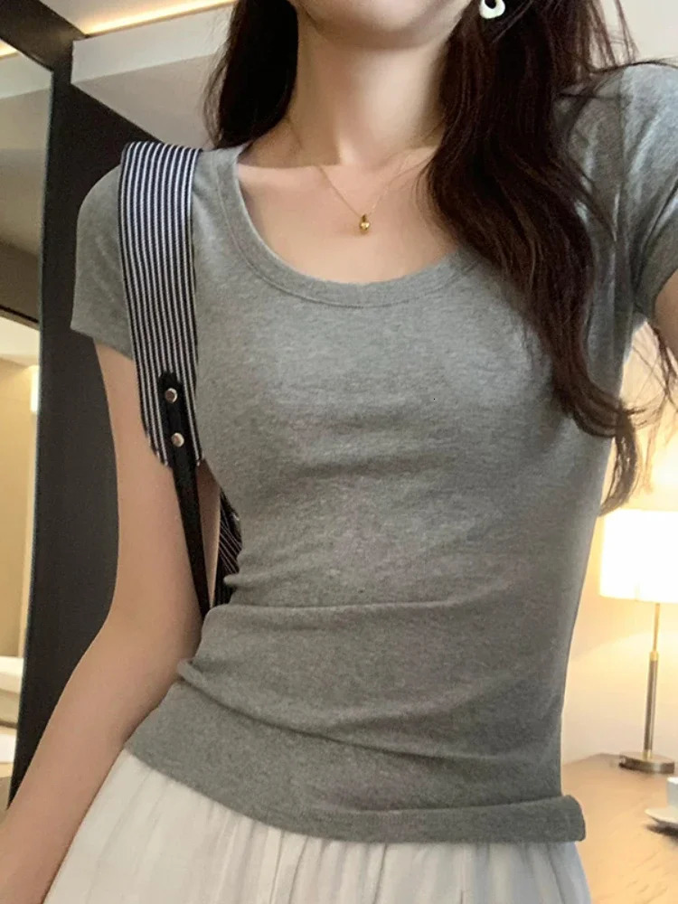 Spring Summer Short Sleeve TShirt Women Solid Simple Casual Soft AllMatch Basic Slim Tops Tees Fashion 250611