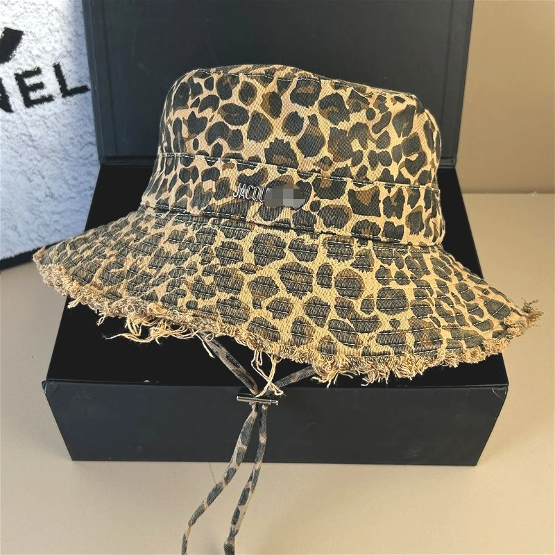 Brown Leopard Print Cowboy Bucket Hats with String Women Denim Beach Sun Hat Outdoor Panama Summer Fisherman Cap 250610