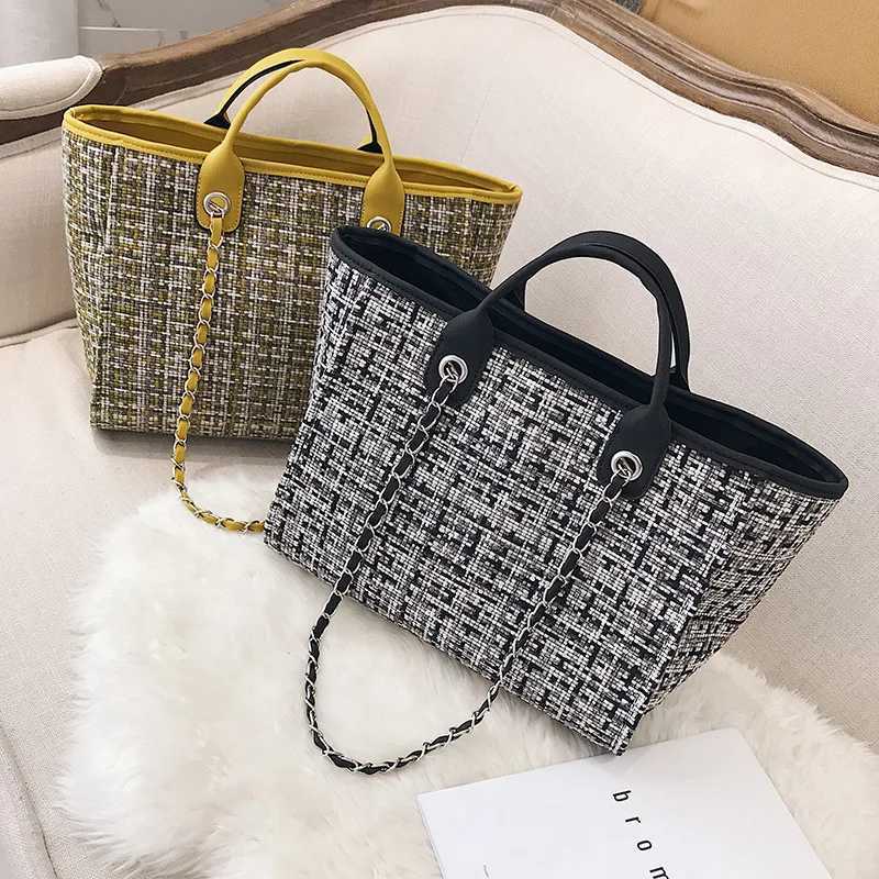 2025 New Korean Womens Handbag Fashion Plaid Contrasting Chain Bucket Bag Single Shoulder Hand-Held Diagonal Cross Large Bag Z250612