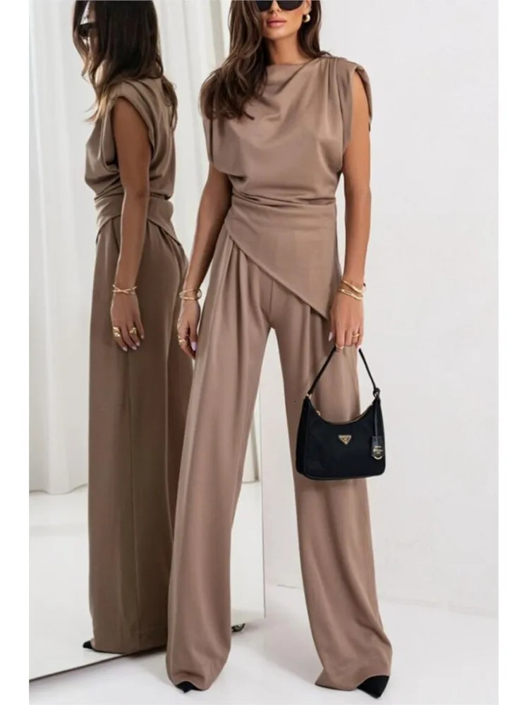 Fashion des femmes d'été Assuant irrégulier de couleurs solides sans manches pantalon sans manches tempérament des ensembles en deux pièces 25060
