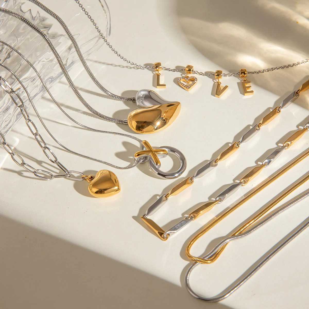 Vintage 18K Collarbone Chain Gold And Silver Two-Color Electroplated Necklace Stainless Steel Women Pendant Collar Bijoux Femme W250612